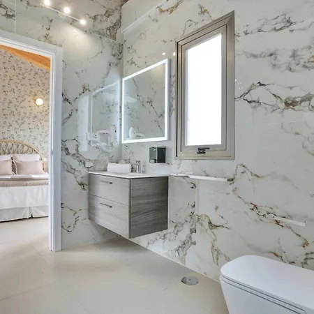 Prestige Luxe Pacific Ocean By Sustainable Energy *